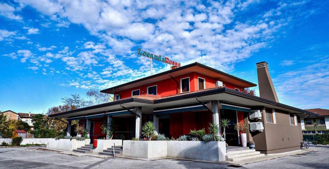 Locanda Rossa Ξενοδοχείο Romans di Varmo Εξωτερικό φωτογραφία