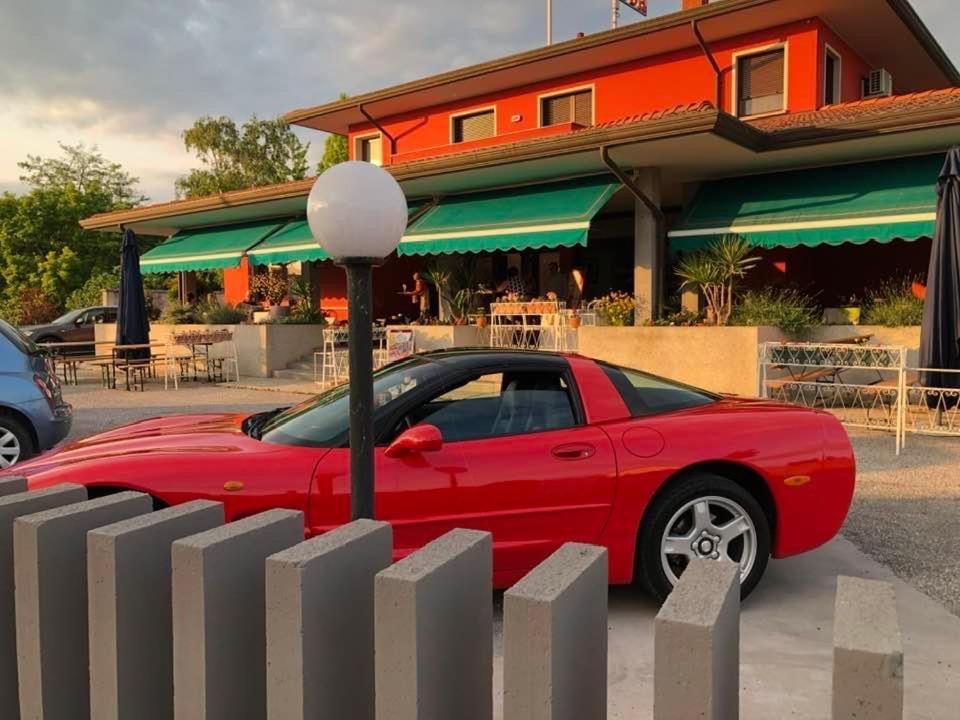 Locanda Rossa Ξενοδοχείο Romans di Varmo Εξωτερικό φωτογραφία
